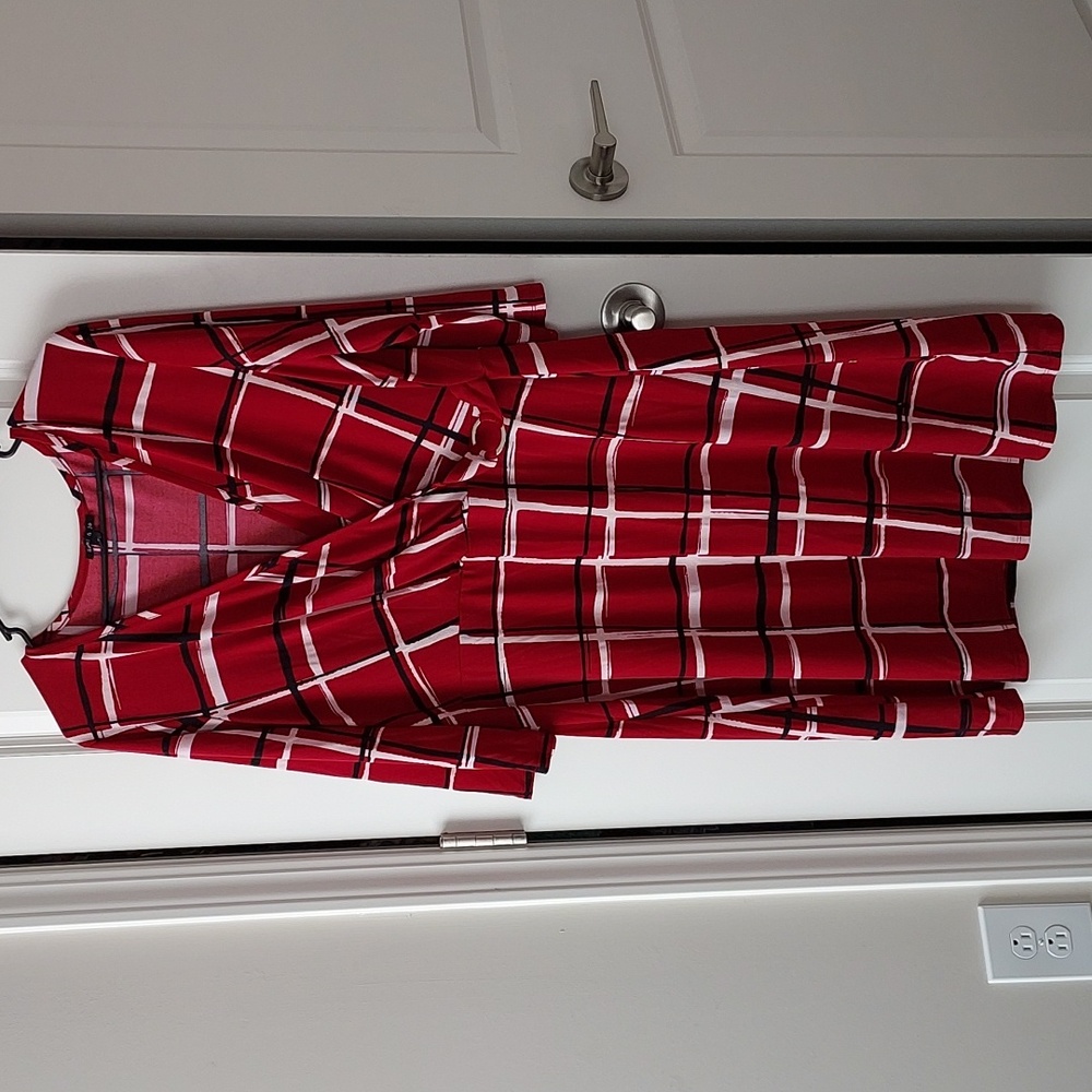 Sami & Jo mini dress xl 3/4 sleeve red, black, white throughout